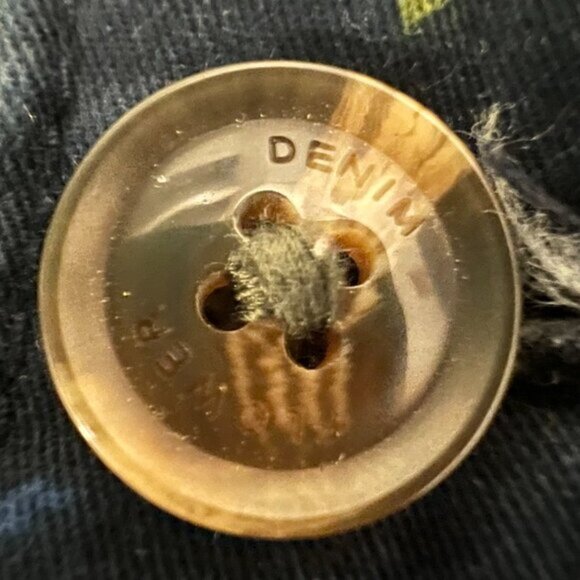 Like new DENIM FLOWER Navy Tropical Floral Chino Shorts Size 30 - Picture 11 of 14